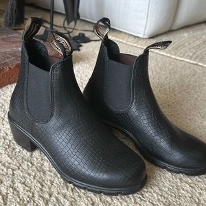 Blundstone Heeled Boots in Black Crocodile